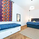 Elegant, Modern, 2-bed Flat By Museum Of Διαμέρισμα Πράγα