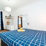 Elegant, Modern, 2-bed Flat By Museum Of Πράγα