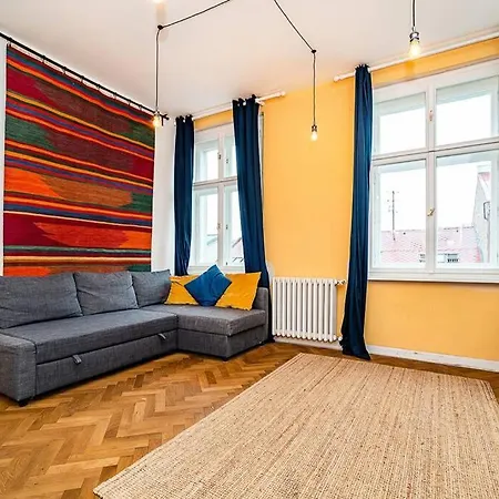 Elegant, Modern, 2-bed Flat By Museum Of Prague
