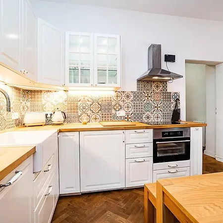 Apartman Elegant, Modern, 2-bed Flat By Museum Of Prága